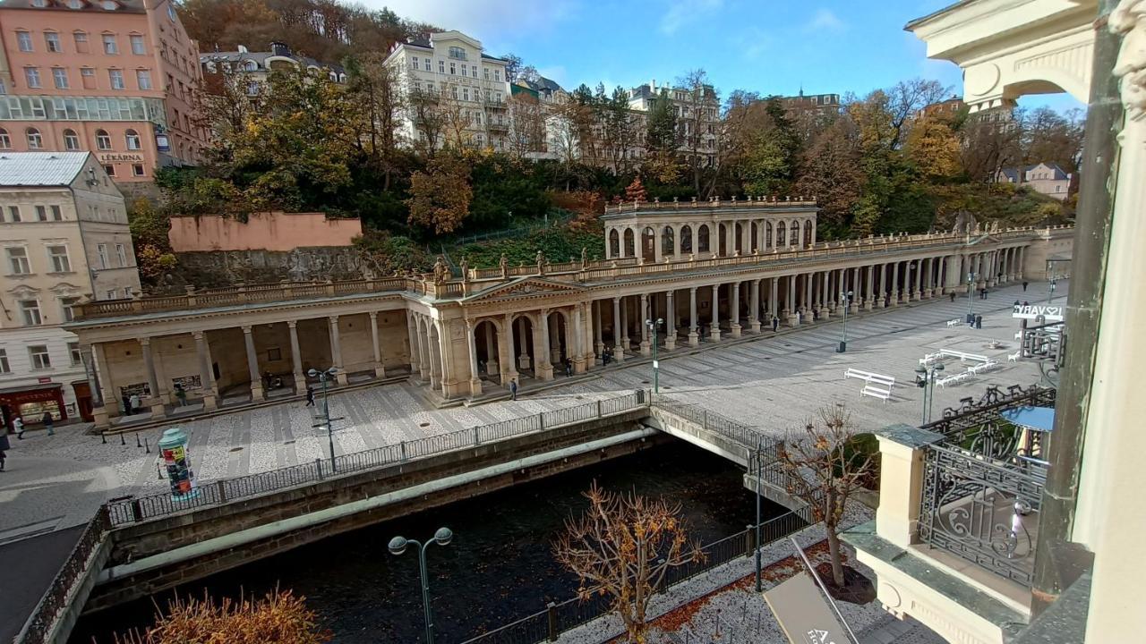 Apartments Stubsi With Colonnade View 卡罗维发利 外观 照片